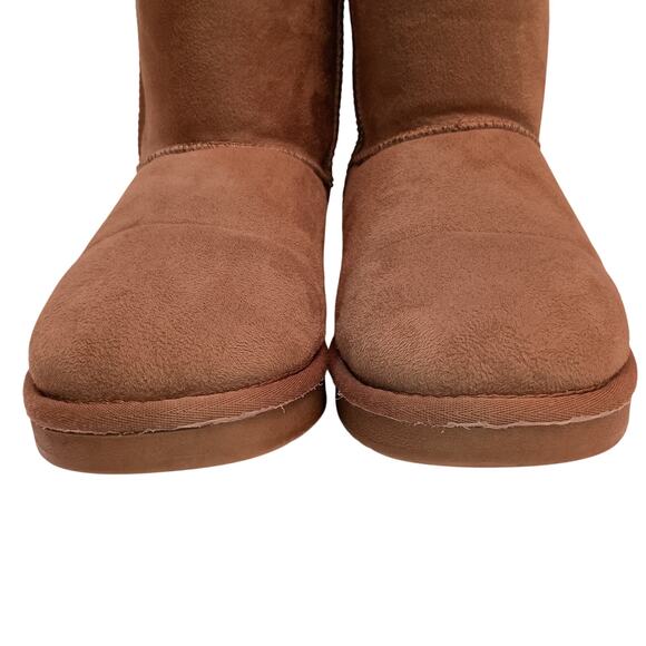 Camel Crown Ladies Chestnut color, Faux Suede, Sherpa Lined, Booties Size 7.5 - Picture 12 of 12